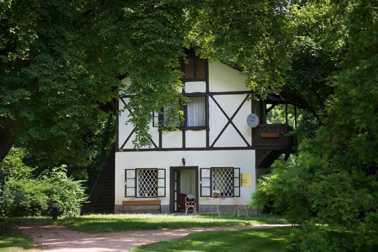 Chateau Loucen Garden Retreat Eksteriør bilde